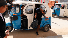 Jugadores del Alianza Universidad llegaron al partido contra Pirata FC a bordo de mototaxis [VIDEO]