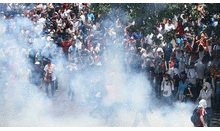 Venezuela: marcha opositora es atacada con gases lacrimógenos en Caracas