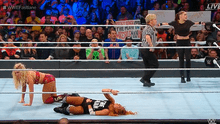 WWE Fastlane: Ronda Rousey enfrentará a Becky Lynch y Charlotte Flair en Wrestlemania