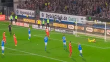 Jugador suplente comete penal sin jugar un solo minuto en el campo [VIDEO]