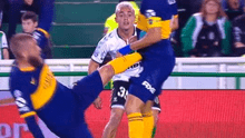 Terrible planchazo de De Rossi contra su propio compañero por la Superliga Argentina [VIDEO]