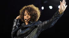 Whitney Houston: Fotos, videos, premios y vestuario en Museo del Grammy