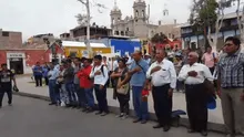Moquegua se detuvo a cantar el himno durante asunción de Martín Vizcarra [VIDEO]