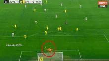 Juventus vs Chievo: potente remate de Douglas Costa para marcar el 1-0 [VIDEO]