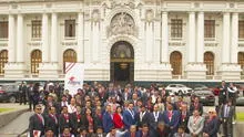 Presidente de la AMPE juramentó a 75 alcaldes de las regiones del Perú
