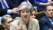 Theresa May sopesa cuarto voto de su pacto frente al plan alternativo del Parlamento