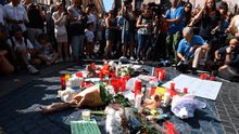 Barcelona realiza vigilia por las víctimas de atentado terrorista
