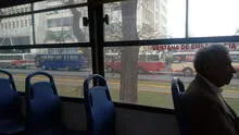 Jesús María: buses estacionan en medio de la avenida Salaverry