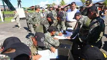 Nieto y comisión de Defensa sobrevolaron bases en el VRAEM