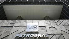 Brasileña Petrobras vende el 50% de dos de sus concesiones a malasia Petronas