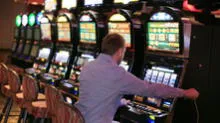 Impuestos a los casinos y tragamonedas también servirían para financiar obras públicas 