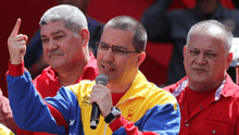 Canciller de Venezuela calificó a Nicolás Maduro como "valiente" tras atentado