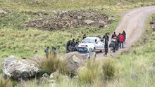 Barranca: Asaltan a pasajeros de microbús y los abandonan en paños menores