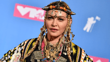 A sus 61 años, Madonna posa en topless y causa furor en redes [FOTOS]