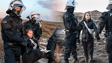 Policía detiene a Greta Thunberg durante protesta contra una mina de carbón en Alemania 