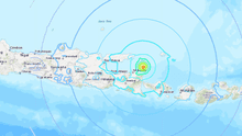 Tercer temblor de 6,0 sacude la isla de Java en Indonesia