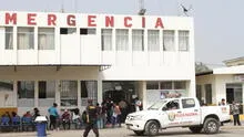 Joven mujer dio a luz en el baño de hombres del hospital Sergio Bernales 