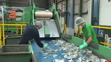 Exhortan a piuranos a reciclar sus botellas de plástico para reducir la contaminación