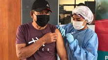 Héctor Chumpitaz fue vacunado contra la COVID-19