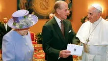 Francisco da pésame a reina Isabel II: “Triste por la muerte de su esposo”