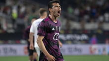 México derrotó 2-1 a Islandia con doblete del ‘Chucky’ Lozano