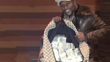 Floyd Mayweather ofrece jugosa recompensa tras sufrir robo en su casa