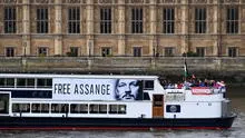 Simpatizantes de Julian Assange piden su liberación en su cumpleaños 50 