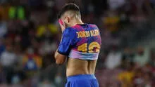 Jordi Alba tiene unas molestias en el muslo derecho, señala el Barcelona 