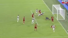 ¡No se puede creer! Nacho Pussetto falla increíble gol sin arquero ante la Roma
