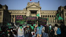 Realizan plantón en Palacio de Justicia para exigir la despenalización del aborto en Perú
