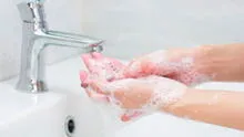 Minedu compra desinfectantes para piso y los distribuye como jabón en colegios públicos de SJL