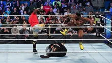 WWE SmackDown: Big E sorprende y ataca a Roman Reigns 