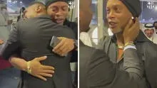 El emotivo encuentro ente Ronaldinho y Eto’o en un evento en Qatar: “Estás viejo, eh”