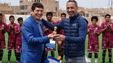 Campeón del Mundo con Francia llegó a Chiclayo y compartió con niños en Videnita