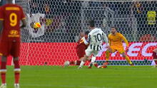 Control de derecha y remate de zurda: el espectacular gol de Paulo Dybala ante la Roma