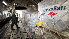 Los primeros aviones con ayuda humanitaria llegan a Tonga 5 días después de la catástrofe