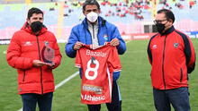 Cienciano reconoció a Juan Carlos Bazalar por títulos logrados con el club