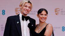 Millie Bobby Brown se luce junto a su pareja, el hijo de Jon Bon Jovi, en los Premios BAFTA