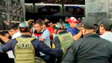 Chiclayo: personas atacan con botellas de cerveza a policías durante operativo