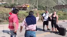 Paro en Cusco: protestantes se enfrentaron a turistas tras bloqueo de vía