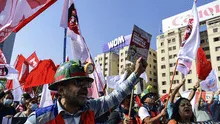 Miles marchan por el derecho laboral y mejora salarial en Chile este 1 de mayo