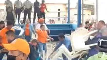 Guerra de sillas: chavistas atacan evento de apoyo a Juan Guaidó en Venezuela