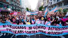 España aprueba ley trans, que permite cambio de sexo en registros y elimina terapias de conversión