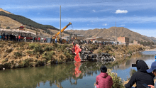 Cusco: tráiler que transportaba cargamento de papa cayó al río Vilcanota en Sicuani 