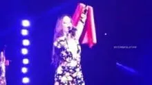 Camila Cabello cerró su show en Lima con la bandera nacional y gritando “te amo, Perú”