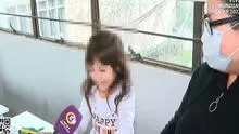 SMP: niña de 5 años se emociona al ser miembro de mesa con su mamá en la UNI