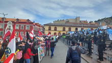 Manifestantes de Puno enfrentados: un grupo pide renuncia de Boluarte y otro reactivación económica