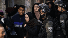 Detienen a más de 350 personas en mezquita de Jerusalén en medio de celebraciones religiosas