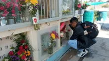 Cientos visitaron las tumbas de sus madres en Arequipa: "Valoren a sus mamitas en vida"