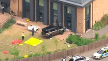 Mujer atropella a 6 niños y 2 adultos tras chocar contra una escuela en Londres: una menor falleció